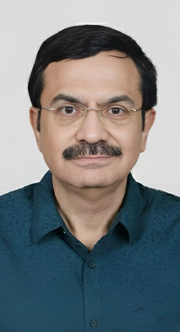 Dr. Praveen Saraswat